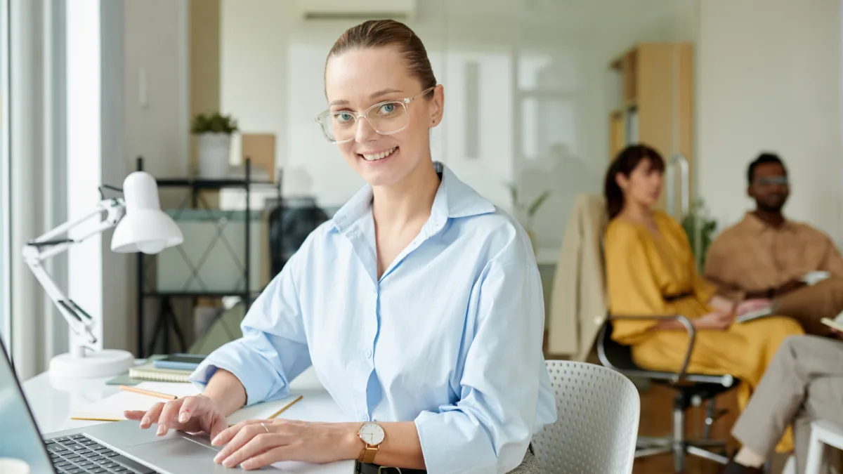 KI-gest&uuml;tzte Marketing-Automatisierung f&uuml;r kleine Unternehmen